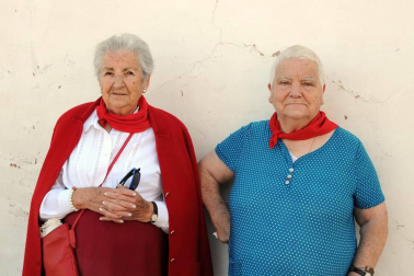 Del 8 al 16 de septiembre los fiteranos celebraron sus fiestas en honor a la Virgen de la Barda. El sábado, penúltima parada de la programación festiva, se organizó el Día de la gigantada. En este evento participaron las comparsas de gigantes de Botarell, Cintruénigo, Corella y Fitero, acompañadas por los gaiteros de Tudela y las charangas Stropizio y Riau riau'. El pasacalles se celebró a lo largo de la calle Mayor.