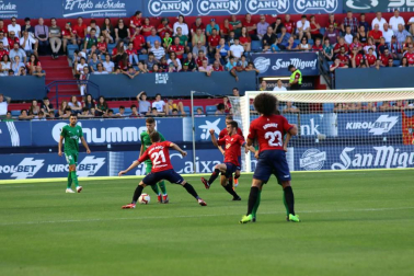 Imágenes del partido disputado en El Sadar entre el Osasuna (1) y el Sporting (0) el 22 de septiembre de 2018.
