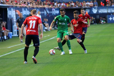 Imágenes del partido disputado en El Sadar entre el Osasuna (1) y el Sporting (0) el 22 de septiembre de 2018.
