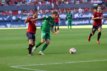Imágenes del partido disputado en El Sadar entre el Osasuna (1) y el Sporting (0) el 22 de septiembre de 2018.