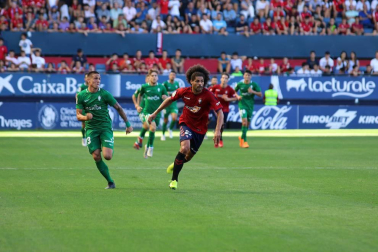 Imágenes del partido disputado en El Sadar entre el Osasuna (1) y el Sporting (0) el 22 de septiembre de 2018.