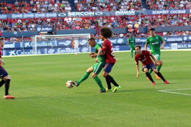 Imágenes del partido disputado en El Sadar entre el Osasuna (1) y el Sporting (0) el 22 de septiembre de 2018.