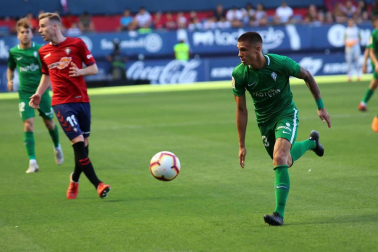 Imágenes del partido disputado en El Sadar entre el Osasuna (1) y el Sporting (0) el 22 de septiembre de 2018.