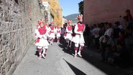 Psacalles del Grupo de Danzas Municipal por San Fermín Txikito