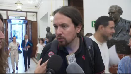 Iglesias pide la dimisión de Delgado por su presunta relación con Villarejo