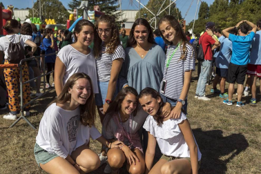 El Día del Deporte de la Universidad de Navarra celebró el sábado 22 de septiembre su 25 aniversario. Un evento dirigido a jóvenes estudiantes y familias y que tuvo como escenario principal las instalaciones deportivas universitarias, con 11 segmentos diferentes de actividad y más de 60 posibilidades diferentes a lo largo de todo el día.