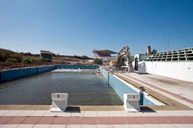 El proyecto del Navarra Arena se puso en marcha en 2009, dentro del Plan Navarra 2012. Su puesta en marcha no se ha producido hasta 3288 días después. Mucho más tarde de lo ideado.