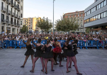 Comercios del Ensanche pamplonés celebraron este viernes, 28 de septiembre, una edición más de Ensanche la nuit