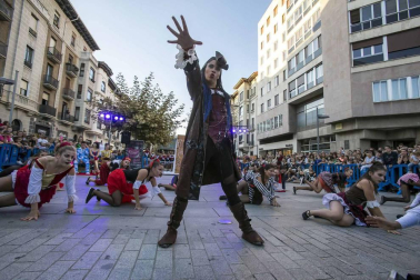Comercios del Ensanche pamplonés celebraron este viernes, 28 de septiembre, una edición más de Ensanche la nuit