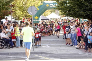 Imágenes de la carrera celebrada este sábado en el barrio pamplonés.