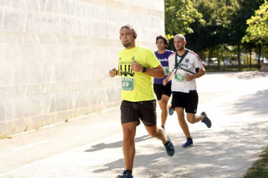 Imágenes de la carrera celebrada este sábado en el barrio pamplonés.