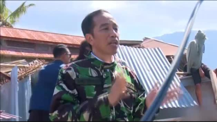En Indonesia se trabaja sin descanso para encontrar a los desaparecidos y restablecer los servicios básicos