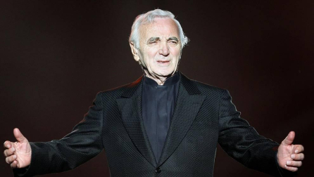 El intérprete, de origen armenio, era uno de los artistas más queridos en su país y vendió 100 millones de discos a lo largo de su carrera