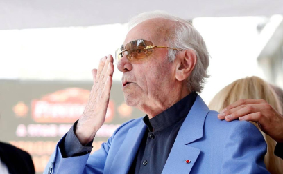 El intérprete, de origen armenio, era uno de los artistas más queridos en su país y vendió 100 millones de discos a lo largo de su carrera