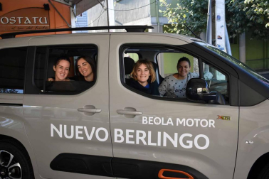 El 29 de septiembre se celebró la VII carrera solidaria 'Atarrabia contra el Hambre', que congregó a más de mil personas entre corredores y público en general y que alcanzó una recaudación cercana a los 9.000 euros. A ello se sumó la recogida de una tonelada de alimentos para el Banco de alimentos de Cáritas de Villava–Atarrabia. Además de los premios a los tres primeros clasificados de cada categoría, la asociación Alboan de los Jesuitas fue galardonada en reconocimiento a su cooperación internacional en favor de los países más desfavorecidos.
