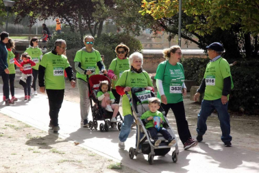 Miles de personas se congregaron en la capital ribera para participar en la carrera
