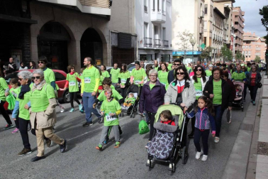 Miles de personas se congregaron en la capital ribera para participar en la carrera