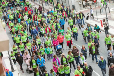 Miles de personas se congregaron en la capital ribera para participar en la carrera