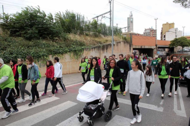 Miles de personas se congregaron en la capital ribera para participar en la carrera