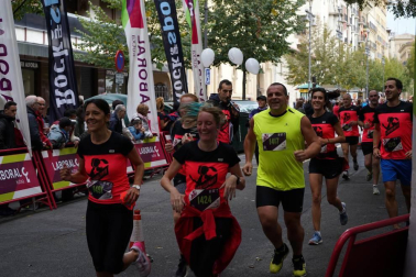 Imágenes de la V edición de la Carrera Solidaria Navarra que recauda fondos para Anfas