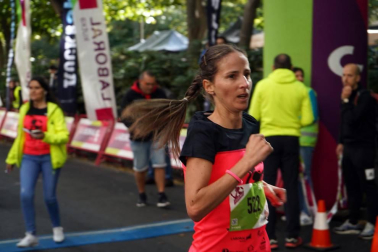Imágenes de la V edición de la Carrera Solidaria Navarra que recauda fondos para Anfas