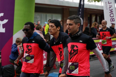 Imágenes de la V edición de la Carrera Solidaria Navarra que recauda fondos para Anfas