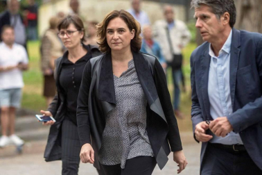 El funeral de la cantante, fallecida este sábado, ha congregado a personalidades del mundo de la política y la cultura