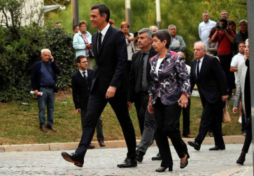 El funeral de la cantante, fallecida este sábado, ha congregado a personalidades del mundo de la política y la cultura