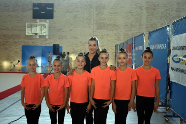 El sábado 6 de octubre se disputó en el Polideportivo de Mendillorri el Campeonato Navarro de Gimnasia Rítmica. En él tomaron parte en torno a 145 gimnastas pertenecientes a siete clubes navarros, que compitieron en las categorías benjamín, alevín, infantil, cadete, juvenil, senior y primera categoría. El torneo era valedero, además, para los Juegos Deportivos de Navarra y clasificatorio para varios campeonatos y Copas de España individuales y de conjuntos. Uno de ellos será el Campeonato de España de Conjuntos Absoluto, que tendrá su sede en el Navarra Arena.