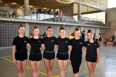 El sábado 6 de octubre se disputó en el Polideportivo de Mendillorri el Campeonato Navarro de Gimnasia Rítmica. En él tomaron parte en torno a 145 gimnastas pertenecientes a siete clubes navarros, que compitieron en las categorías benjamín, alevín, infantil, cadete, juvenil, senior y primera categoría. El torneo era valedero, además, para los Juegos Deportivos de Navarra y clasificatorio para varios campeonatos y Copas de España individuales y de conjuntos. Uno de ellos será el Campeonato de España de Conjuntos Absoluto, que tendrá su sede en el Navarra Arena.