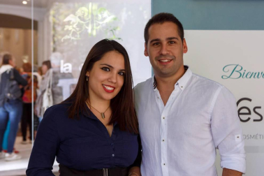 El 4 de octubre, el restaurante La Capilla de Pamplona acogió la fiesta de presentación de la nueva colección de productos de la línea de cosmética y perfumes Seshai Care. Un evento en el que se quiso celebrar el crecimiento de la marca que, siete años después de su lanzamiento, cuenta con una red de distribuidoras a nivel nacional.