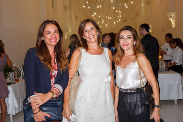 El 4 de octubre, el restaurante La Capilla de Pamplona acogió la fiesta de presentación de la nueva colección de productos de la línea de cosmética y perfumes Seshai Care. Un evento en el que se quiso celebrar el crecimiento de la marca que, siete años después de su lanzamiento, cuenta con una red de distribuidoras a nivel nacional.