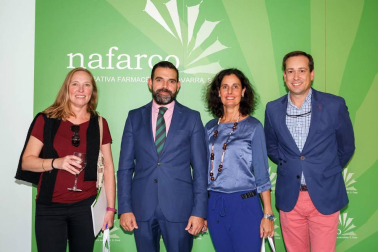 ANA, la Asociación Navarra de Autismo, celebró una jornada informativa y festiva el sábado 6 de octubre en la plaza del Castillo. Un amplio programa de actividades que quiso dar visibilidad a esta realidad con motivo del Día europeo de Concienciación del Autismo. ¡Click! acudió a la clase de zumba y el concierto de la tarde.