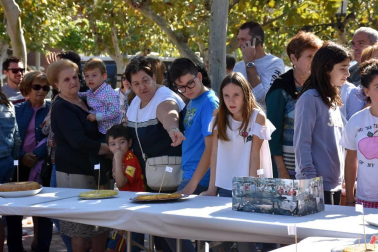 El 6 y 7 de octubre Cintruénigo celebró la XVII Fiesta de la gastronomía navarra, un evento en el que se ensalzan los productos típicos de esta tierra. ¡Click! acudió el sábado para dejar constancia de los dos eventos que dieron inicio a la programación: el II Festival de Cerveza Artesana de Cintruénigo y el concurso de tortilla de patatas.