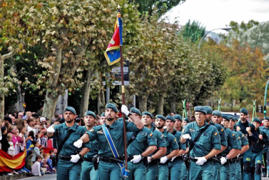 Fotos del día de la patrona de la Guardia Civil en Pamplona.