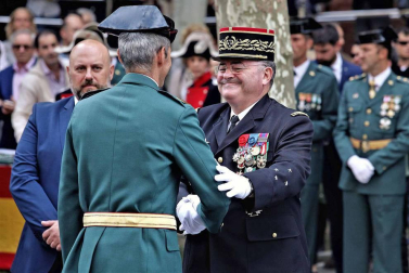 Fotos del día de la patrona de la Guardia Civil en Pamplona.