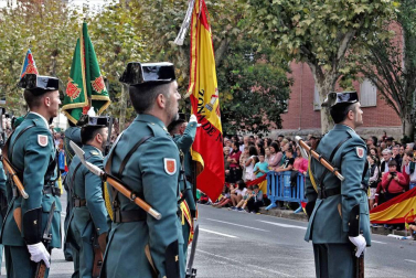 Fotos del día de la patrona de la Guardia Civil en Pamplona.