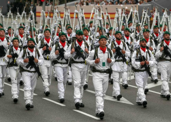 Este viernes, 12 de octubre, se ha celebrado el tradicional militar en Madrid, presidido por Felipe VI y la reina Letizia