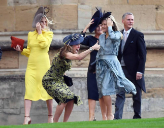 La princesa Eugenia se ha casado este viernes, 12 de octubre, con Jack Brooksbank, en la capilla de San Jorge en Windsor (Reino Unido)