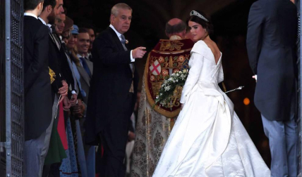 La princesa Eugenia se ha casado este viernes, 12 de octubre, con Jack Brooksbank, en la capilla de San Jorge en Windsor (Reino Unido)