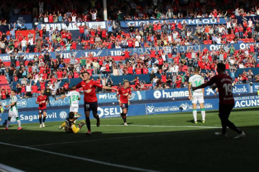 Fotos de Juan Villar en el partido Osasuna-Córdoba disputado en El Sadar.