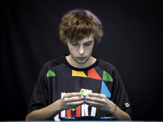 El XV Campeonato de España de Speedcubing tuvo lugar en el frontón de labrit, con 148 jugadores inscritos.