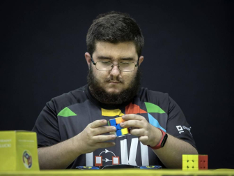 El XV Campeonato de España de Speedcubing tuvo lugar en el frontón de labrit, con 148 jugadores inscritos.