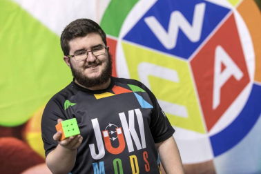 El XV Campeonato de España de Speedcubing tuvo lugar en el frontón de labrit, con 148 jugadores inscritos.