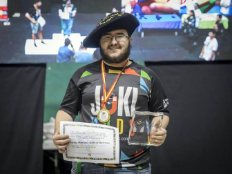 El XV Campeonato de España de Speedcubing tuvo lugar en el frontón de labrit, con 148 jugadores inscritos.