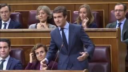Casado acusa a Sánchez de "arruinar" el país y convertirse "en un plagio de Zapatero"