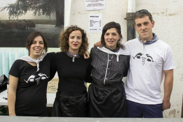 Durante todo el mes de octubre, el valle de Améscoa ha celebrado un programa de actividades ligado al pastoreo, con excursiones a parajes naturales, visita guiada a la quesería Surgaina o una jornada de 'pintxos' y platos con productos del pastoreo. El viernes 12 de octubre se celebró el Día del Pastor de Améscoa en Eulate, evento principal de las jornadas.