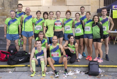 La carrera popular 5k-10k Estella Lizarra regresó el sábado 13 de octubre a la ciudad del Ega para celebrar su sexta edición. Este año, además, la prueba sirvió para decidir los campeonatos navarros de ambas distancias. Organizada por el Club Atlético Iranzu, esta carrera está homologada por la Real Federación Española de Atletismo.