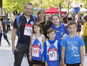 La carrera popular 5k-10k Estella Lizarra regresó el sábado 13 de octubre a la ciudad del Ega para celebrar su sexta edición. Este año, además, la prueba sirvió para decidir los campeonatos navarros de ambas distancias. Organizada por el Club Atlético Iranzu, esta carrera está homologada por la Real Federación Española de Atletismo.