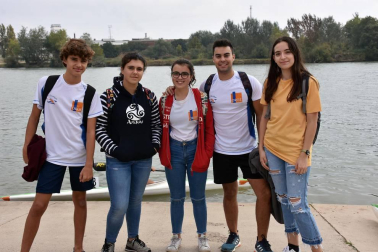 El sábado 13 de octubre se celebró en Tudela el VII Memorial de piragüismo Merche Marín. Organizada por el Club de Piragüismo Team Mámol, la cita reunió a piragüistas de Navarra y comunidades vecinas en el embarcadero Merche Marín para la disputa de pruebas en categorías alevín, benjamín e infantil.